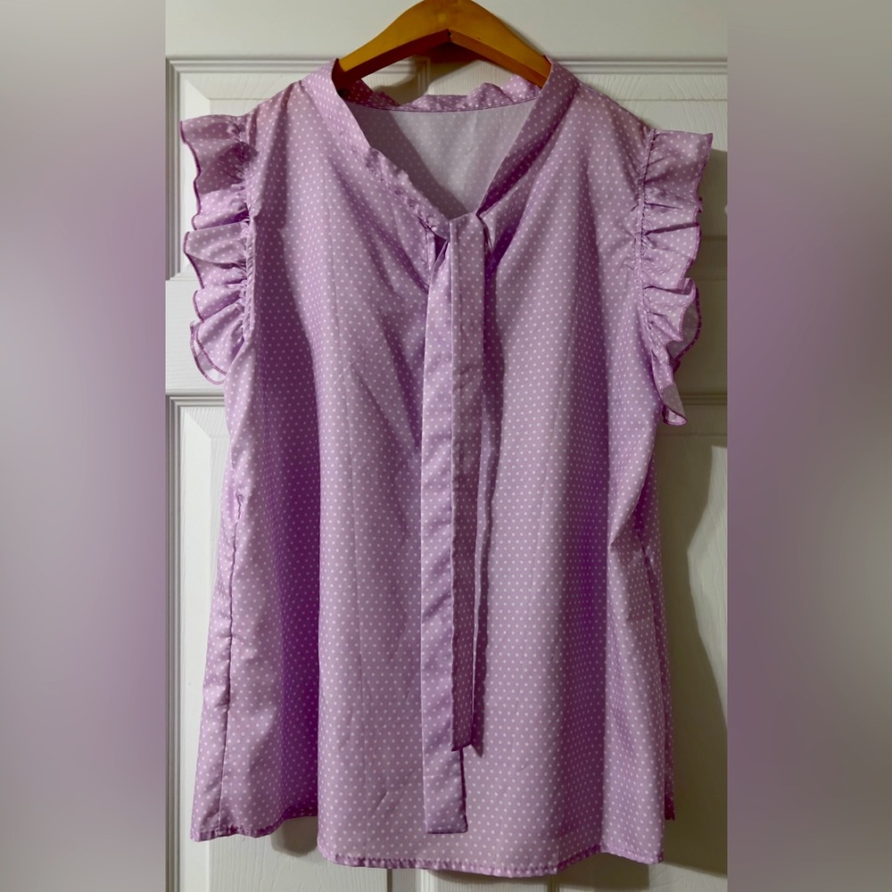 Lilac Polka Dotted Sleeveless Blouse. Never worn. Beautiful to layer.